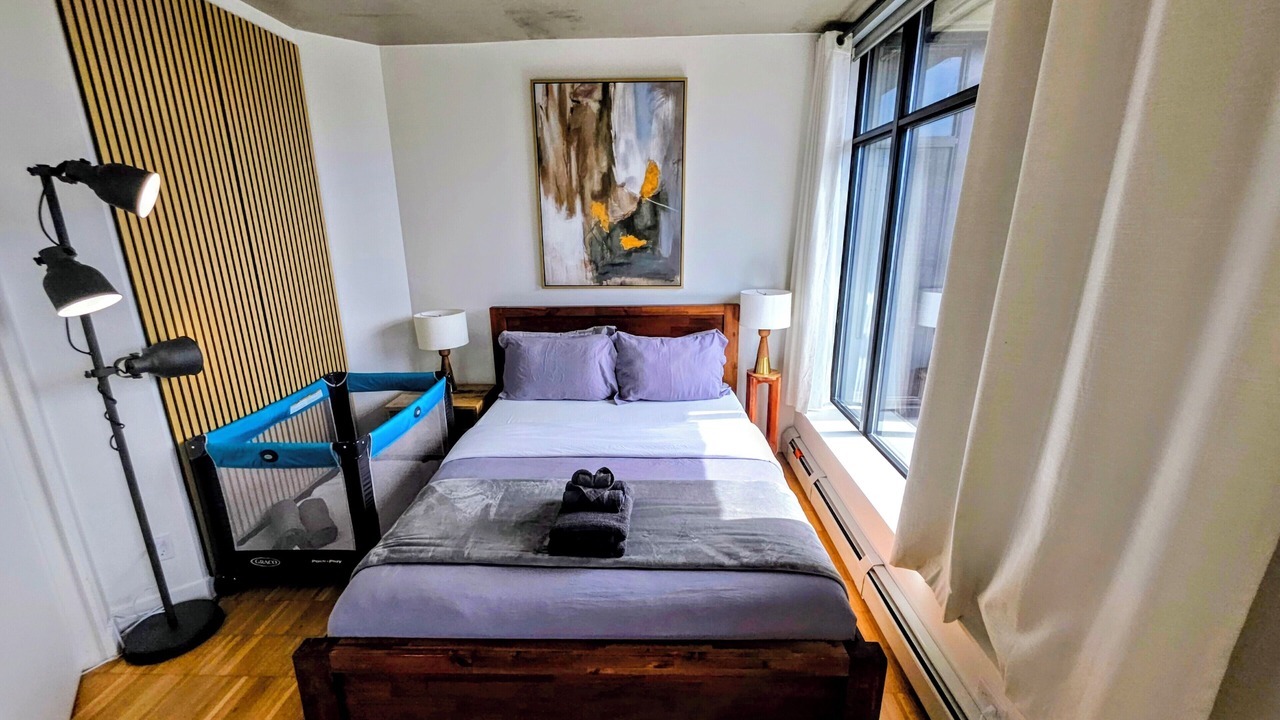Photo of Bedroom in Gastown