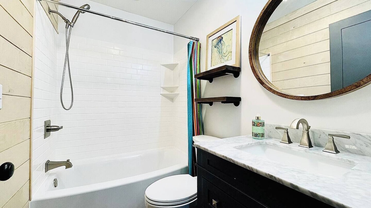 Photo of Bathroom in Huron