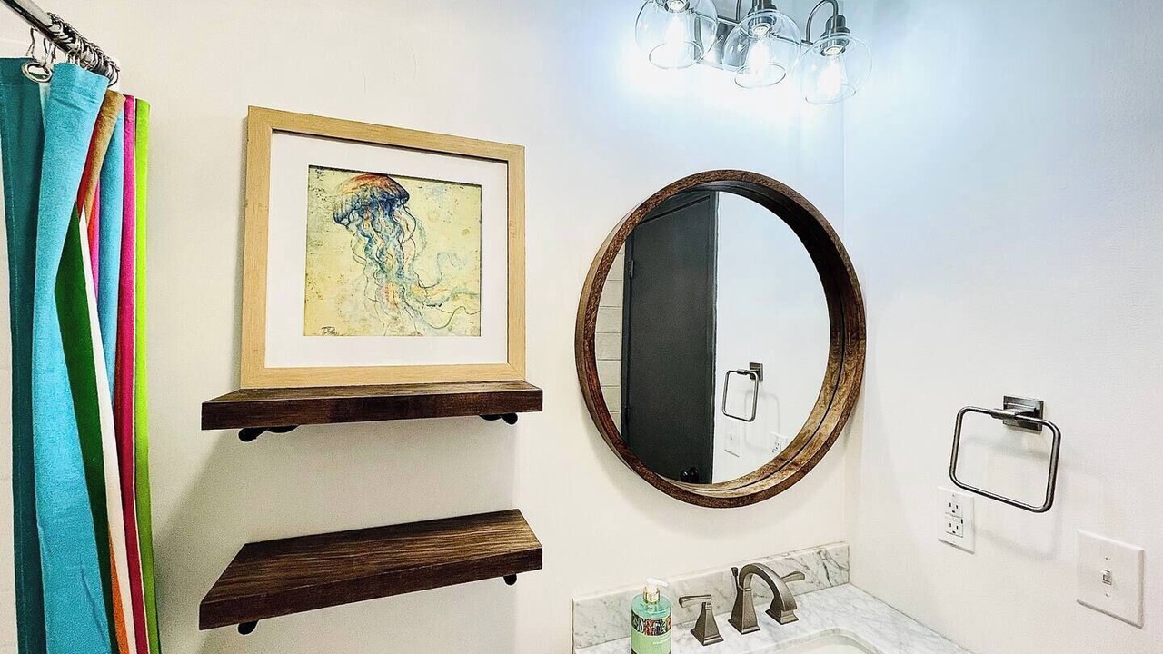 Photo of Bathroom in Huron