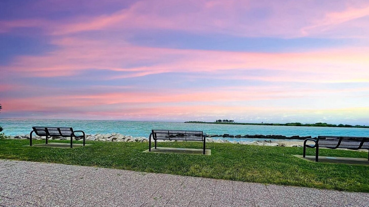 Photo of Outdoor in Huron