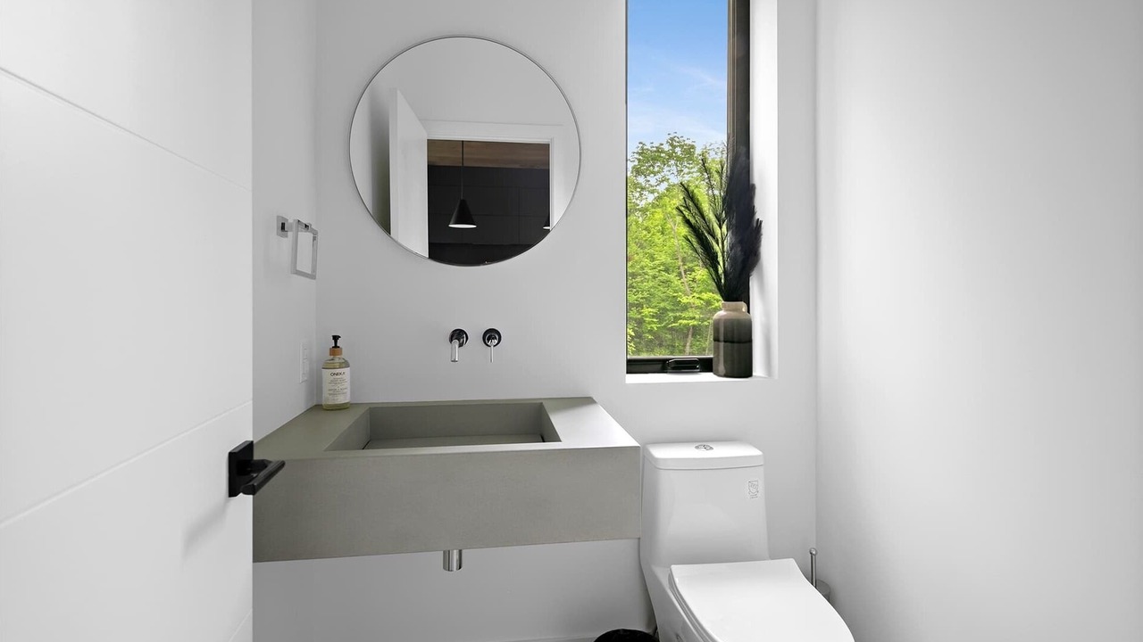 Photo of Bathroom in Eastman
