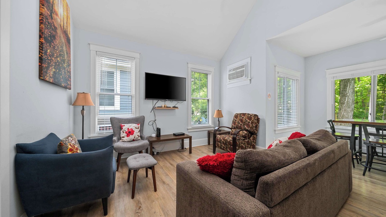 Photo of Livingroom in Cherry Valley