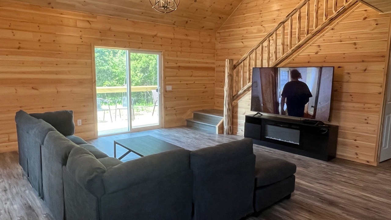 Photo of Livingroom in Kelleys Island