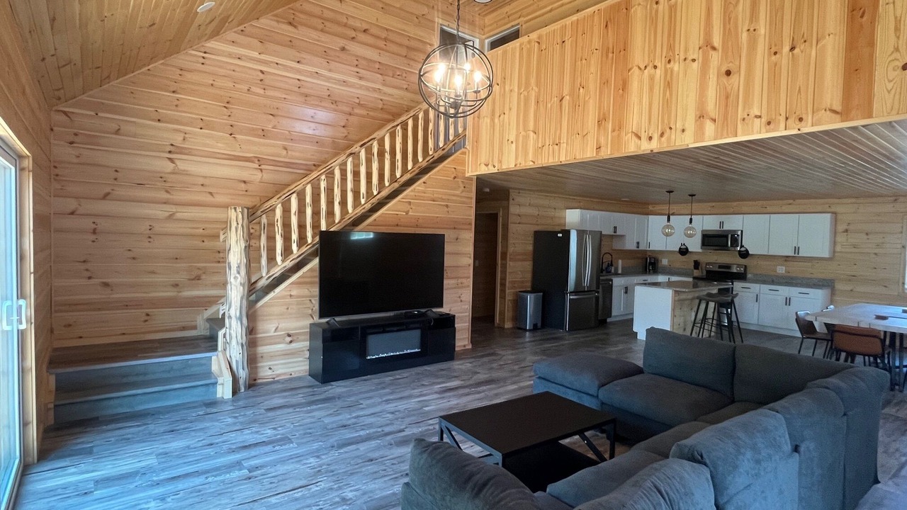 Photo of Livingroom in Kelleys Island