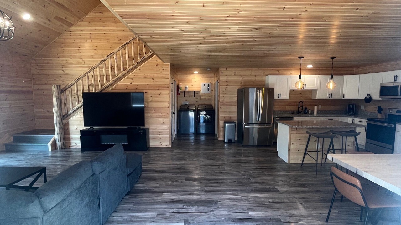 Photo of Livingroom in Kelleys Island