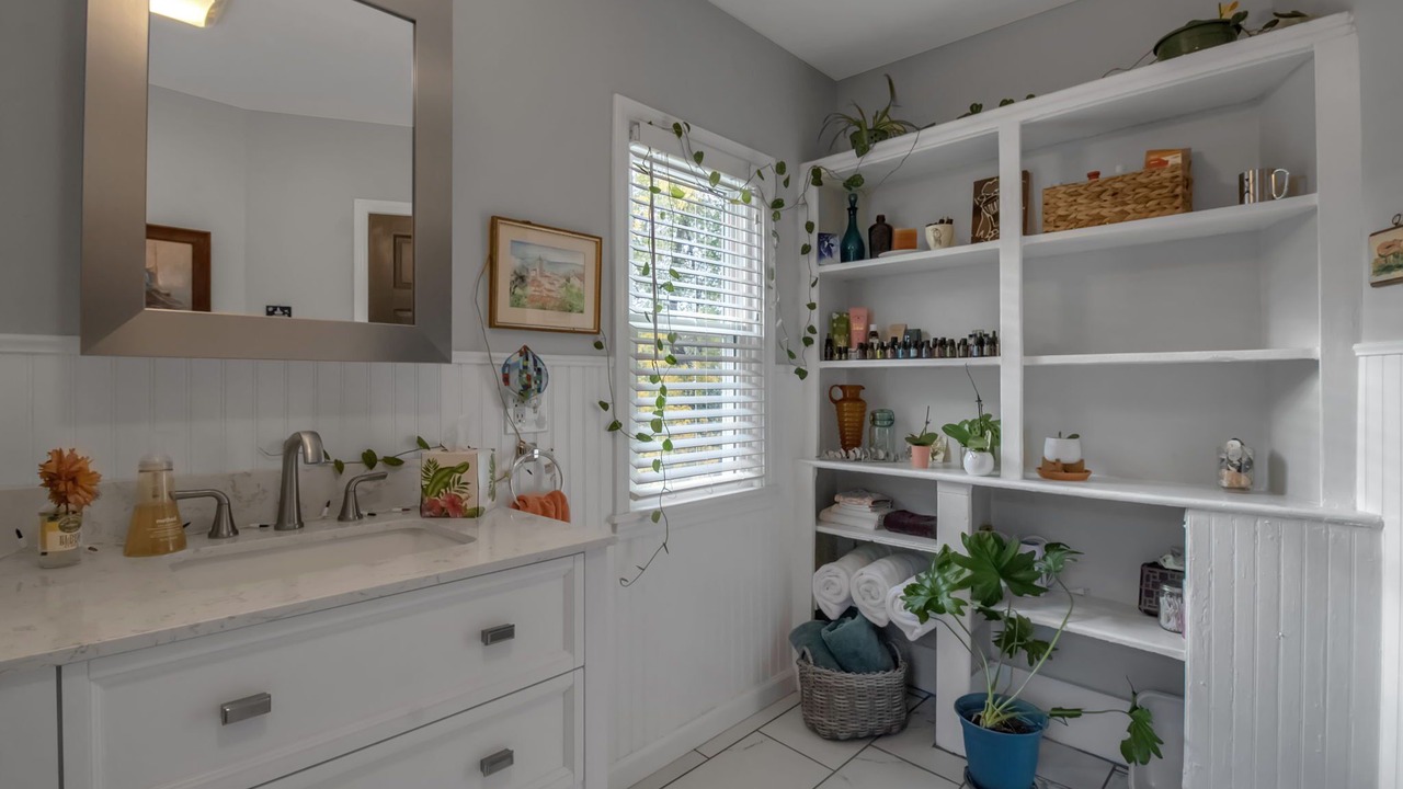Photo of Bathroom in Black Rock