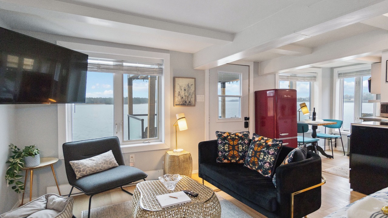 Photo of Livingroom in Lunenburg