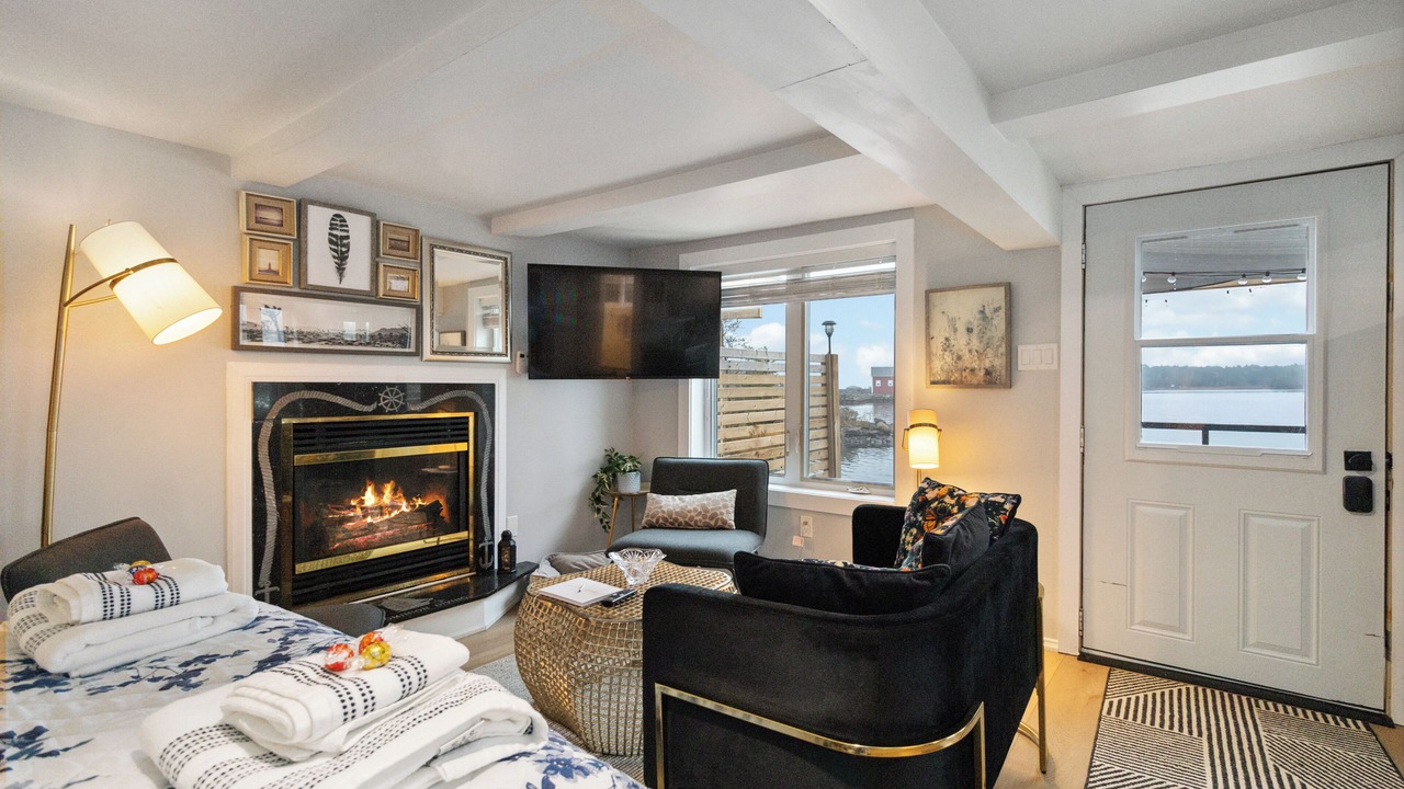 Photo of Livingroom in Lunenburg