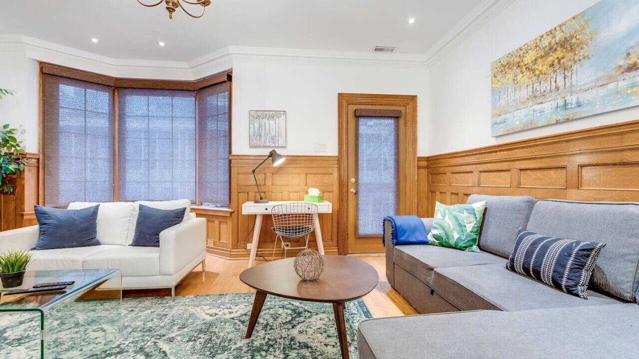 Photo of Livingroom in Yorkville