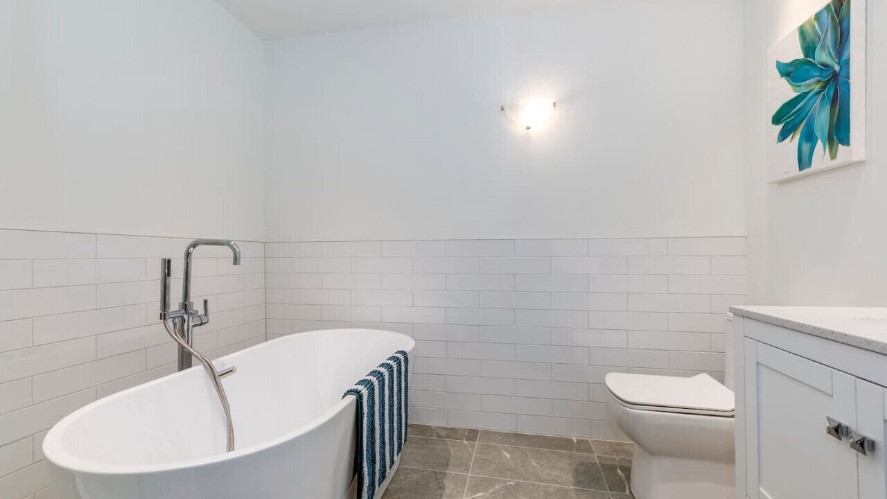 Photo of Bathroom in Yorkville