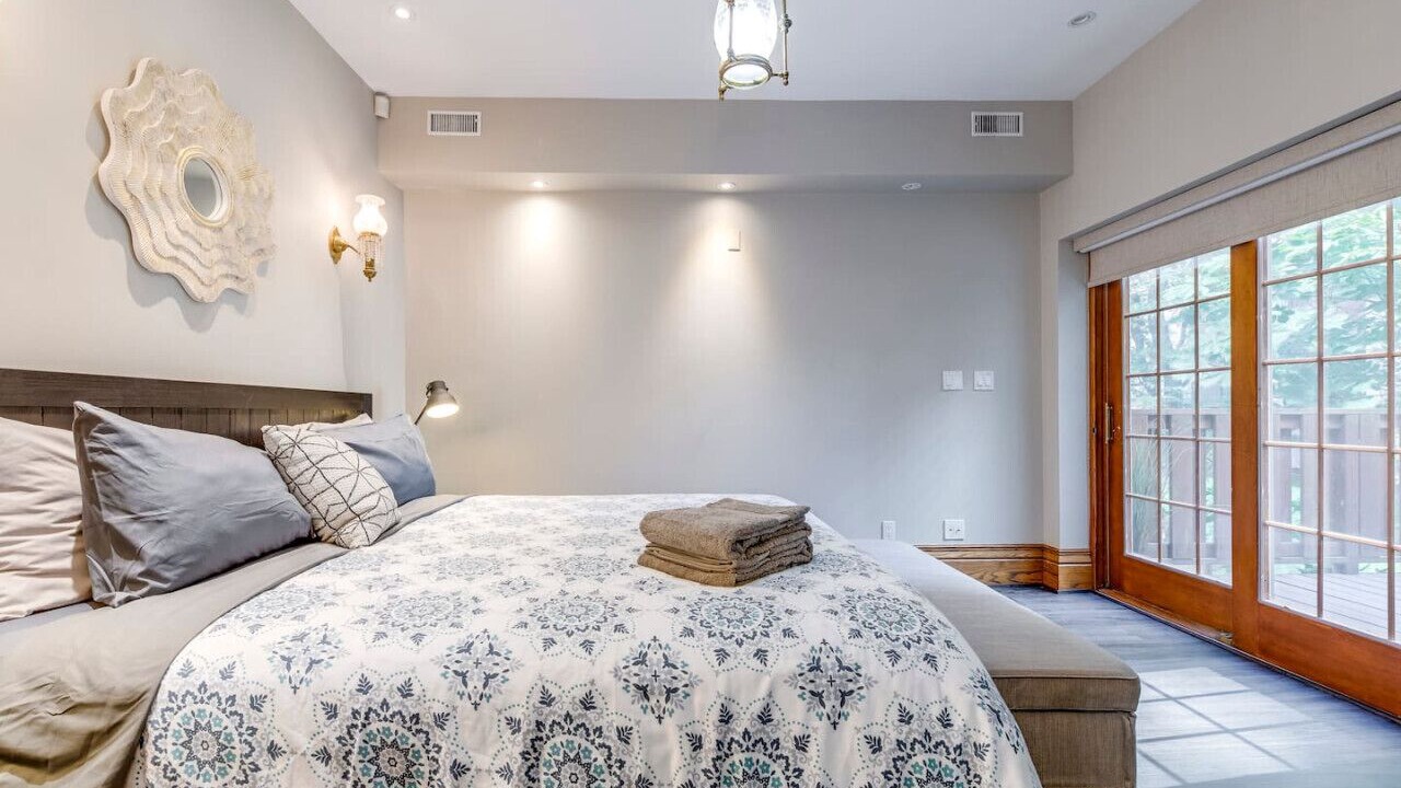 Photo of Bedroom in Yorkville