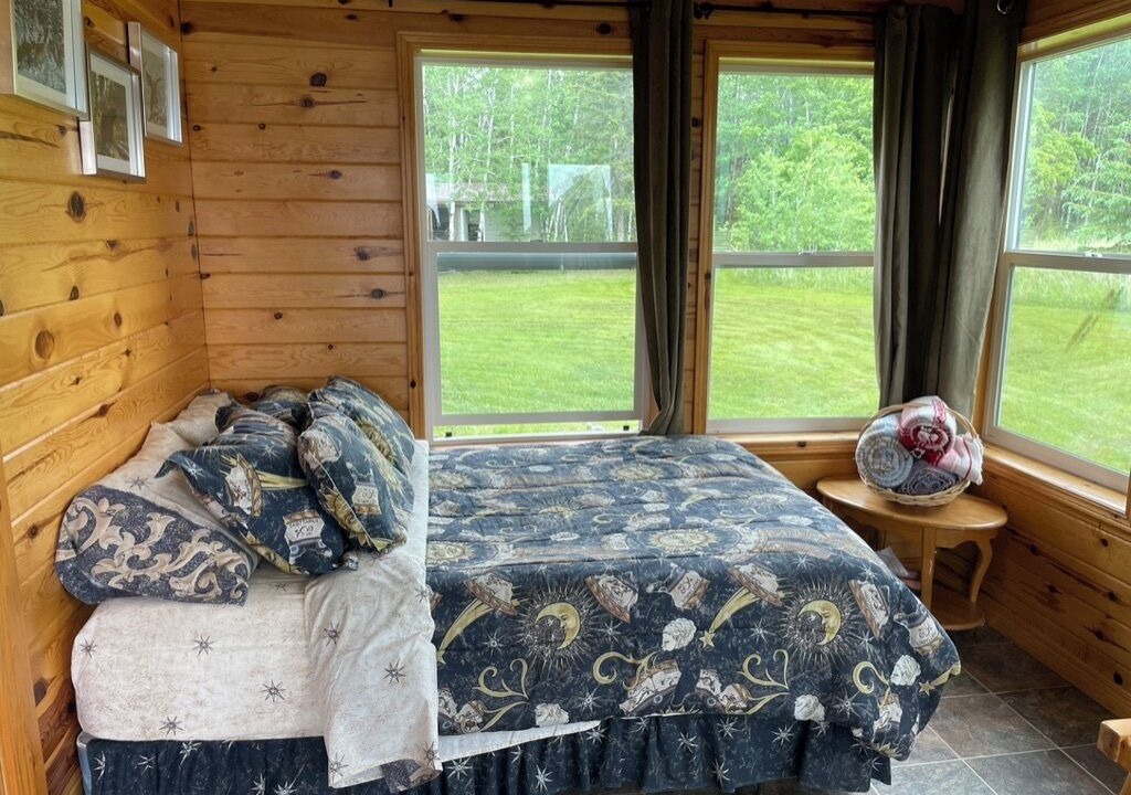 Photo of Bedroom in Falcon Lake