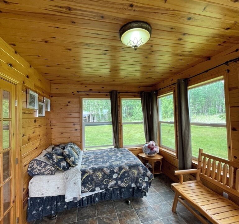 Photo of Bedroom in Falcon Lake