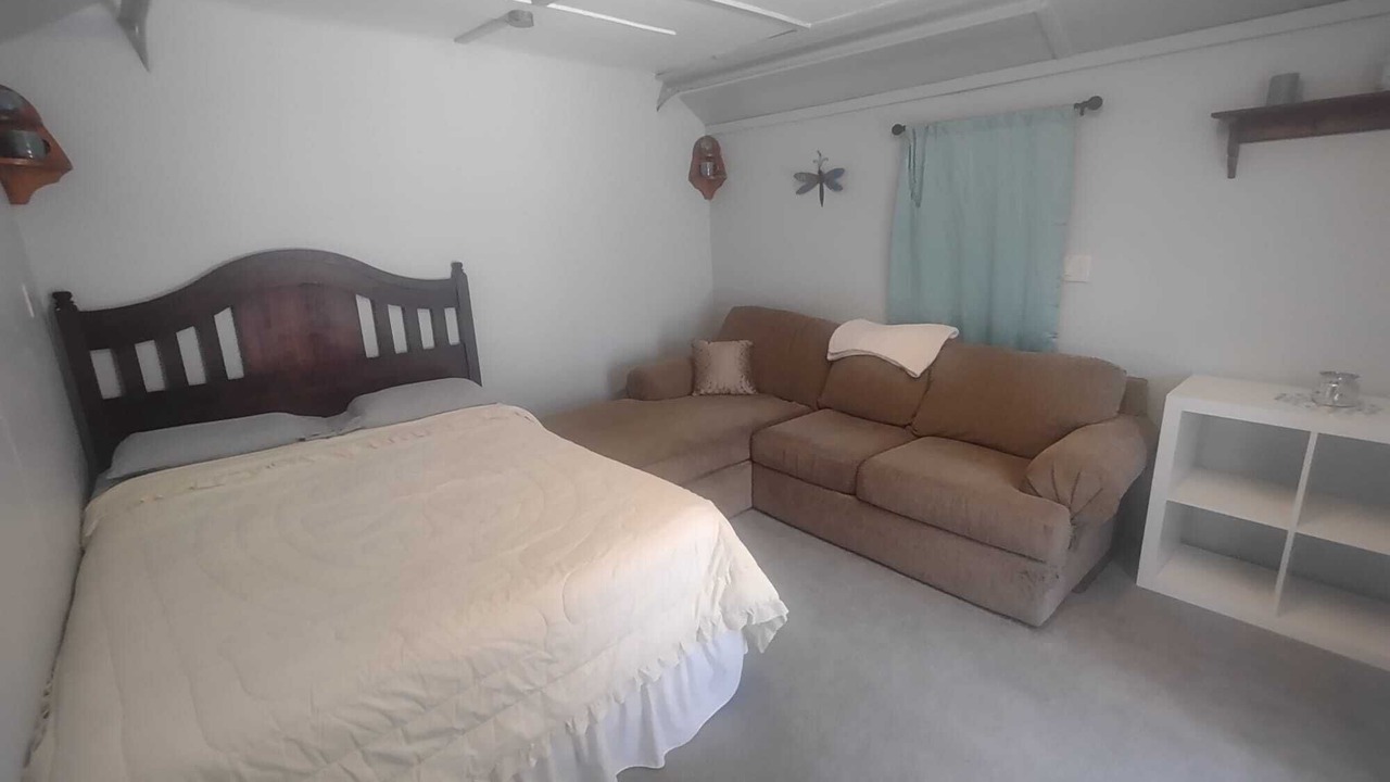 Photo of Bedroom in Midland