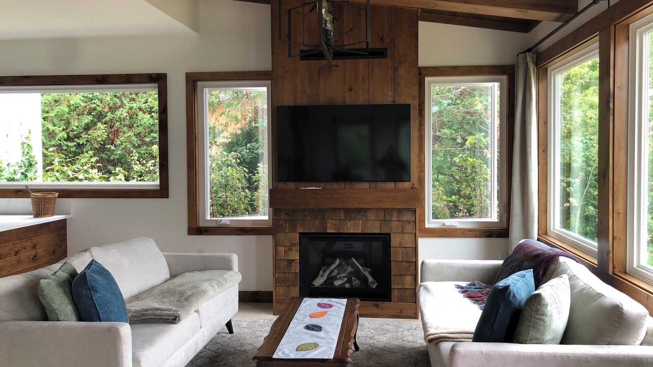 Photo of Livingroom in Kincardine