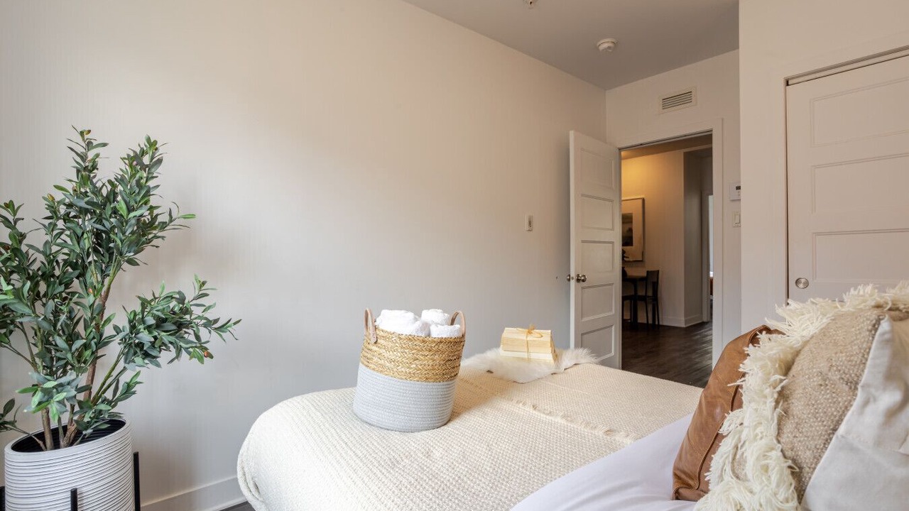 Photo of Bedroom in Griffintown