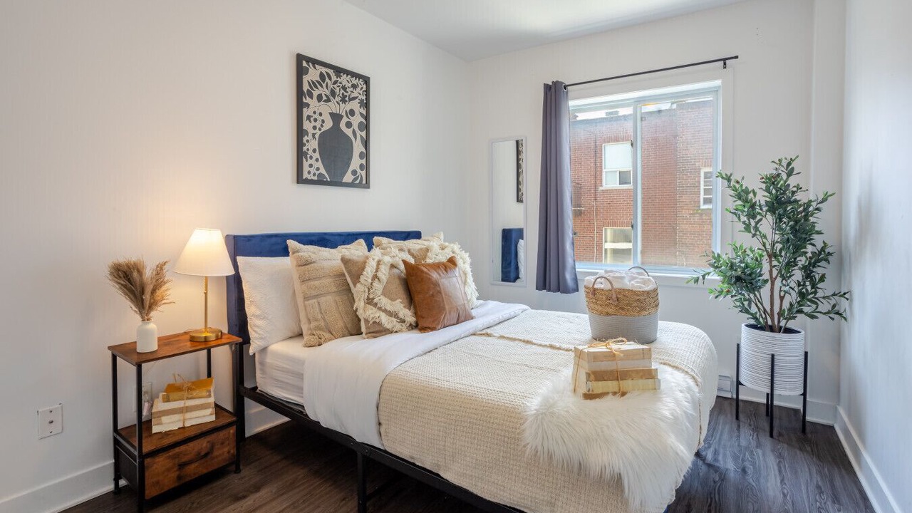 Photo of Bedroom in Griffintown