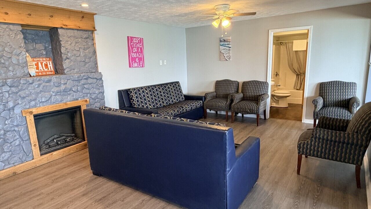 Photo of Livingroom in Geneva-on-the-Lake