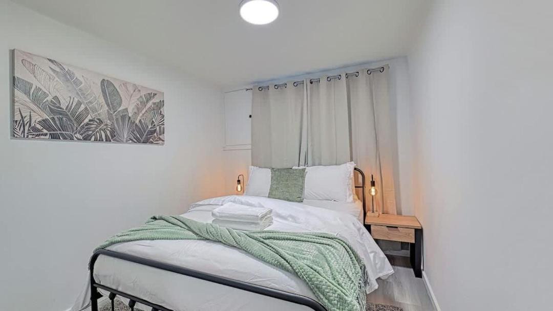 Photo of Others in Radisson Heights - Albert Park