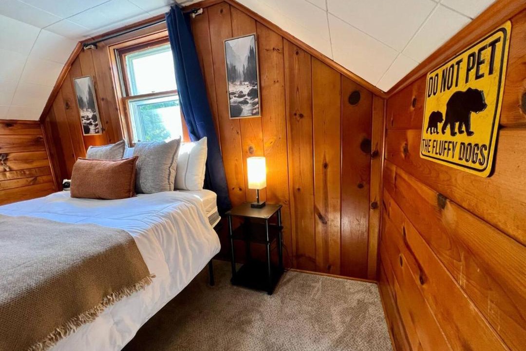 Photo of Bedroom in Rochester