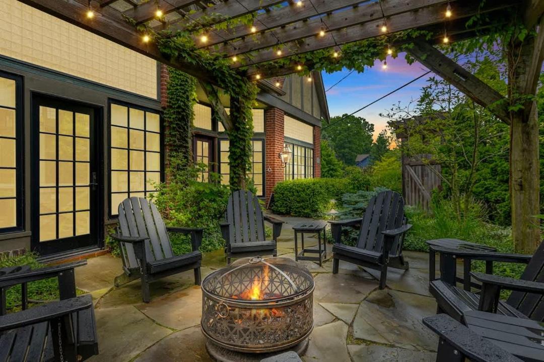 Photo of Patio Balcony in Lakeside