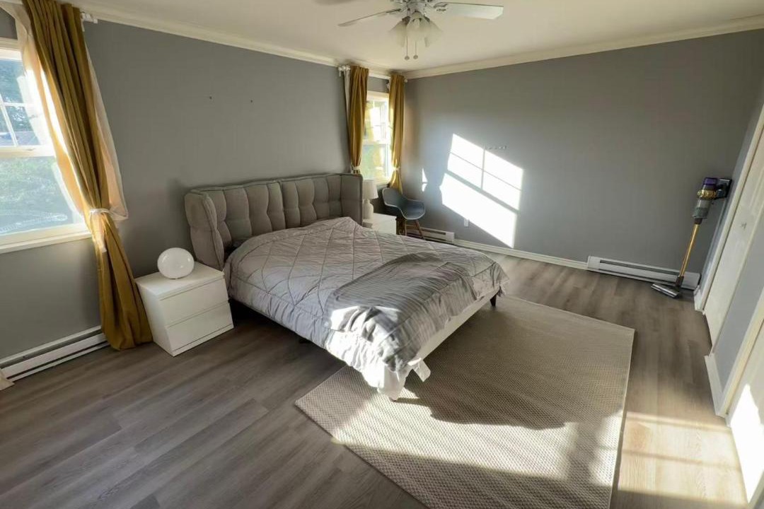 Photo of Bedroom in Steveston