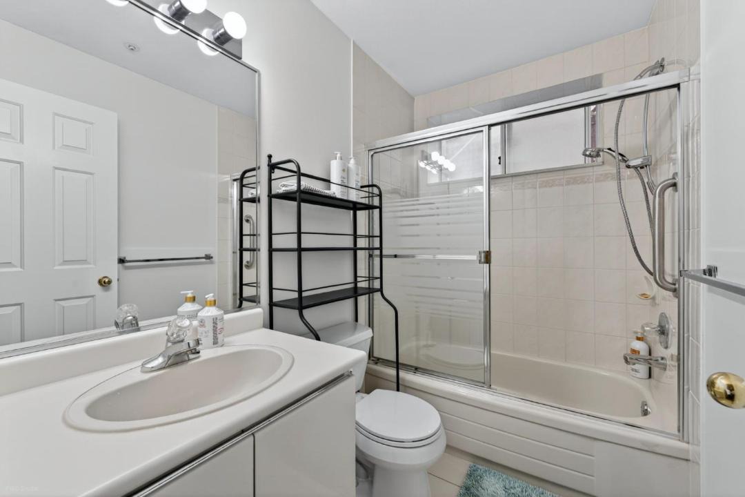 Photo of Bathroom in Marpole
