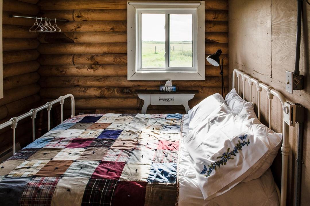 Photo of Bedroom in Division No. 7