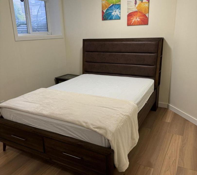Photo of Bedroom in Evanston