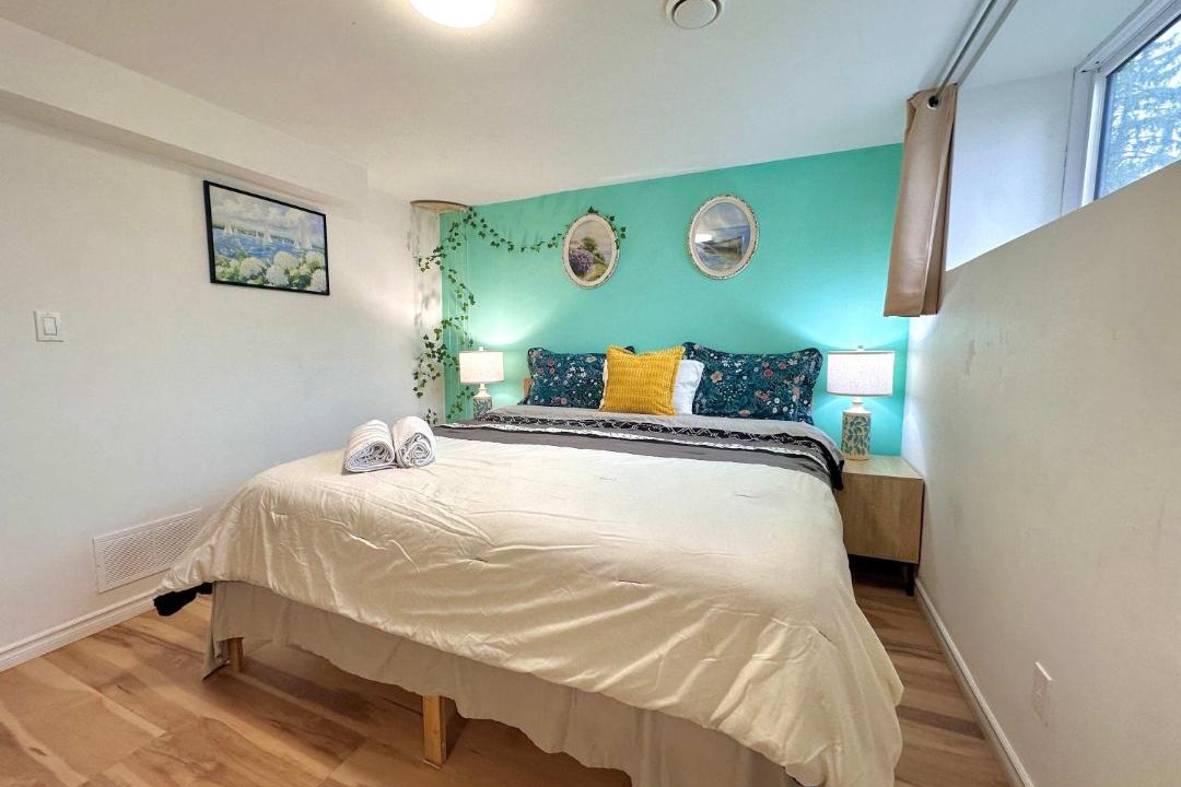 Photo of Bedroom in Port Colborne