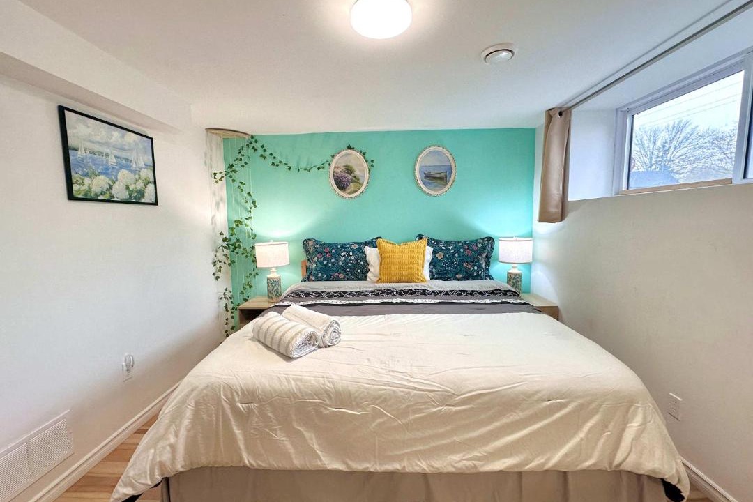 Photo of Bedroom in Port Colborne