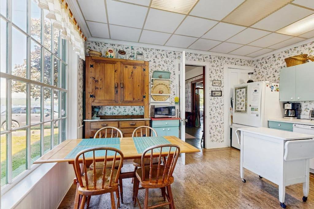 Photo of Kitchen in Rock Stream