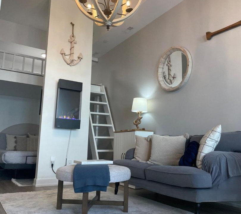 Photo of Livingroom in Innisfil