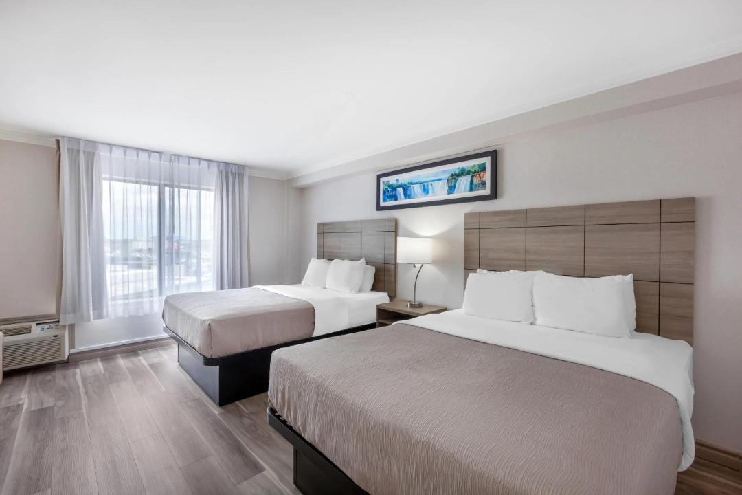 Photo of Bedroom in Fallsview