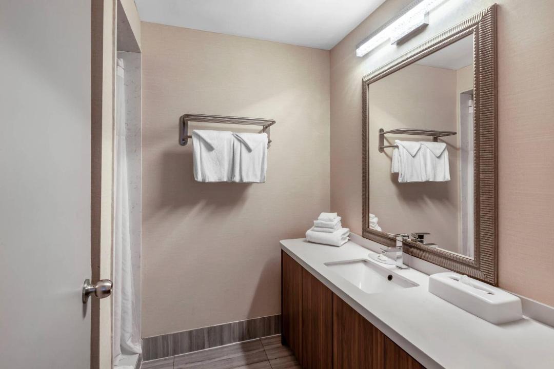 Photo of Bathroom in Fallsview