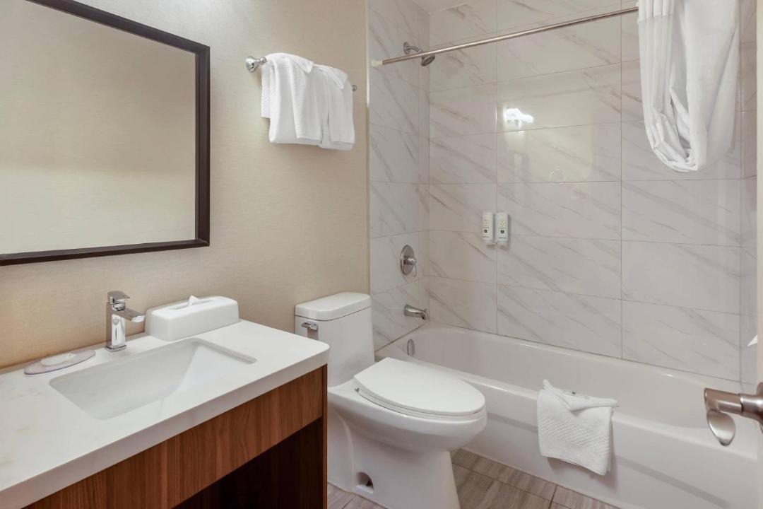 Photo of Bathroom in Fallsview