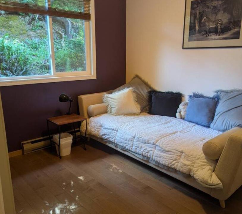 Photo of Bedroom in Bowen Island