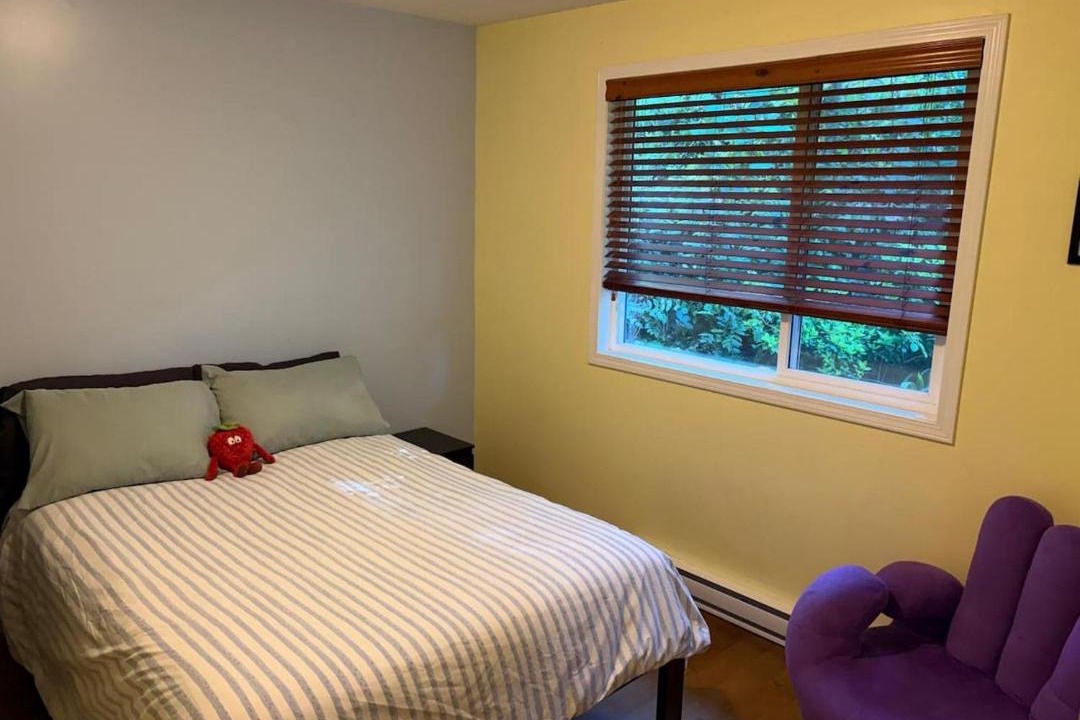 Photo of Bedroom in Bowen Island
