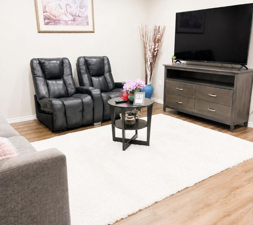Photo of Livingroom in Brantford