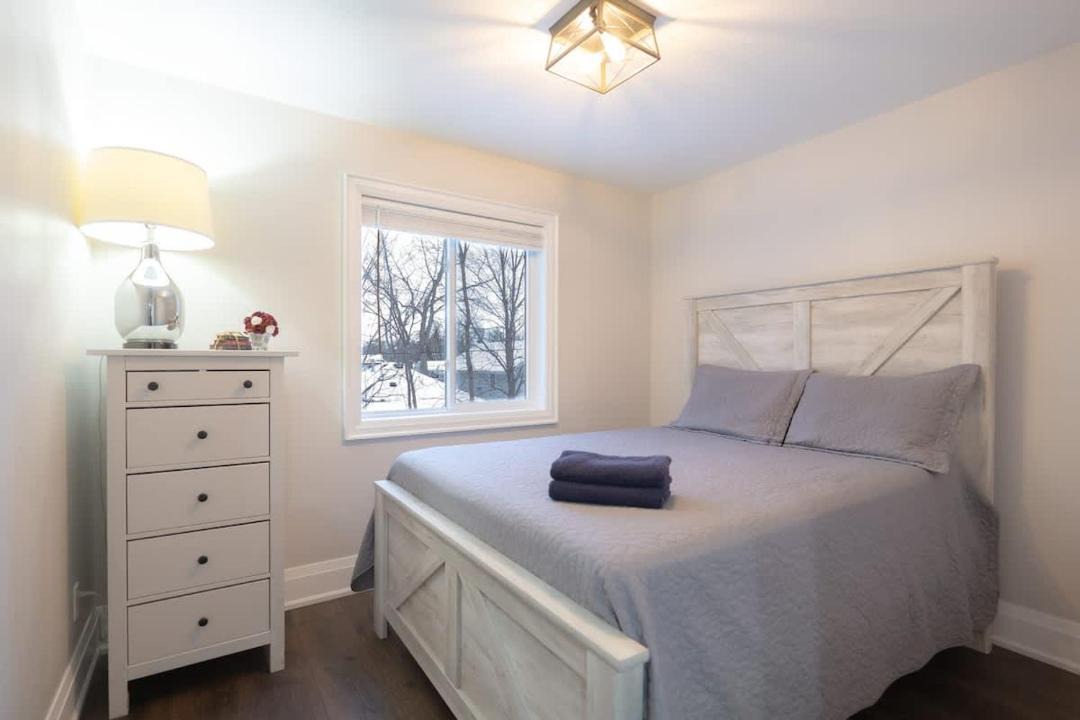 Photo of Bedroom in Crystal Beach