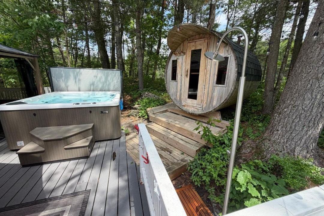 Photo of Others in Gravenhurst
