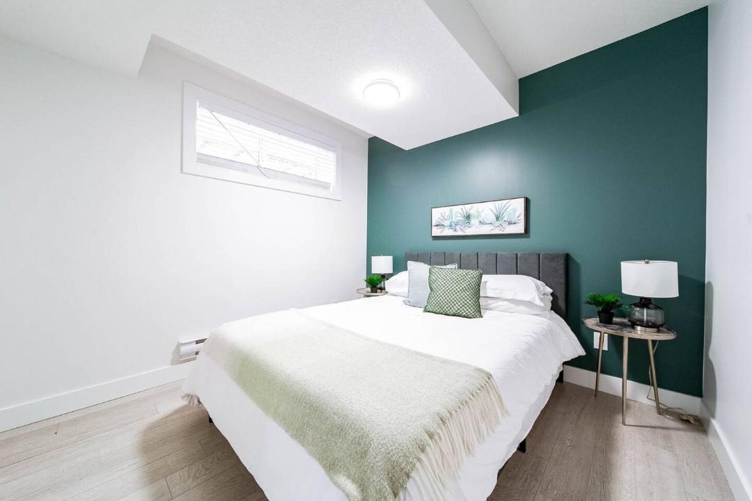 Photo of Others in West Edmonton