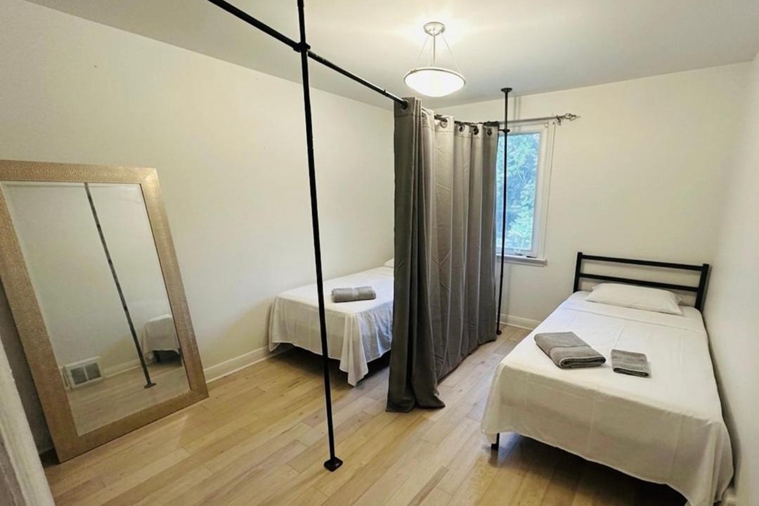 Photo of Bedroom in Oakwood Village