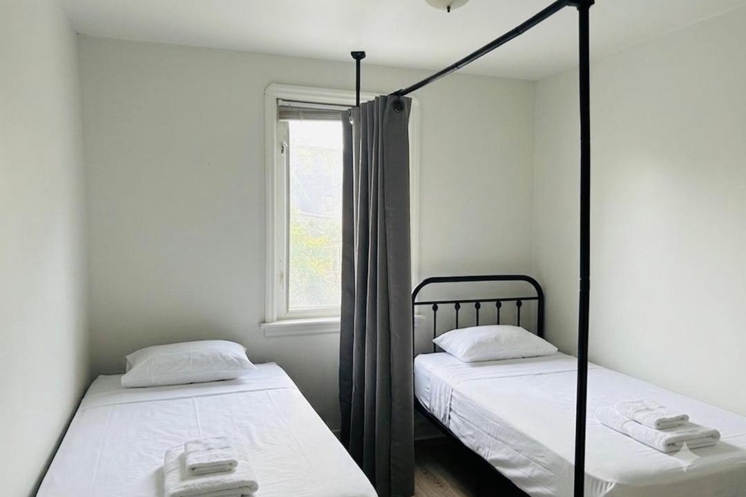 Photo of Bedroom in Oakwood Village