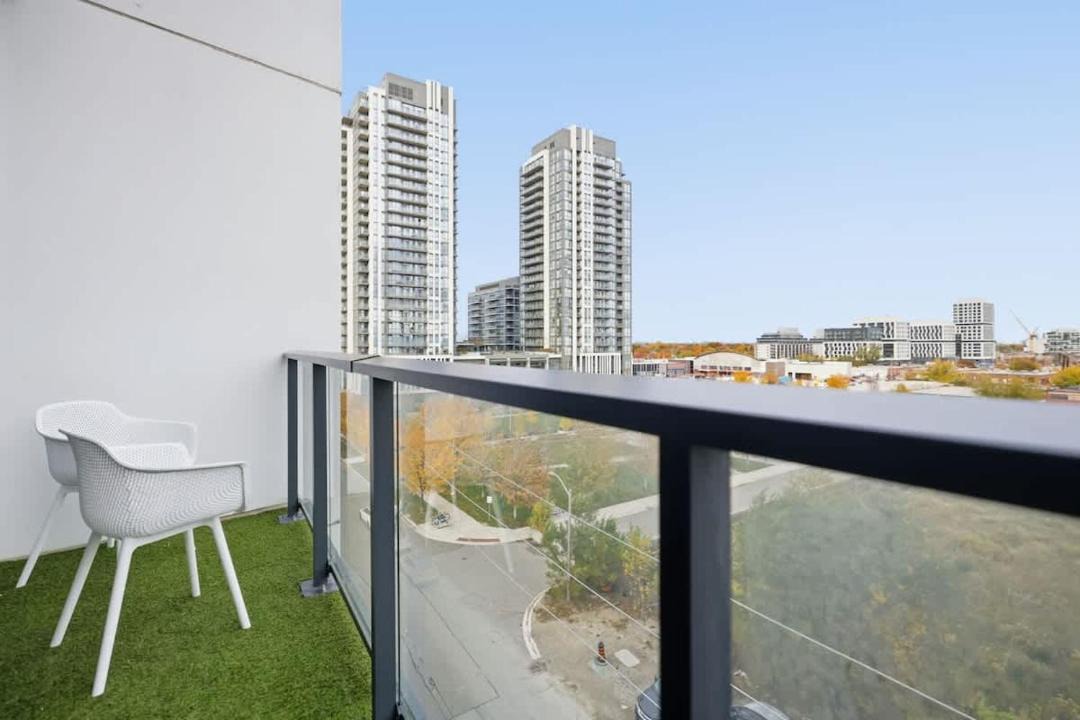 Photo of Patio Balcony in The Queensway