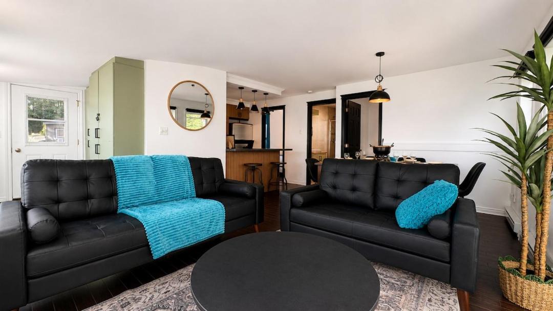 Photo of Livingroom in Sainte-Lucie-des-Laurentides