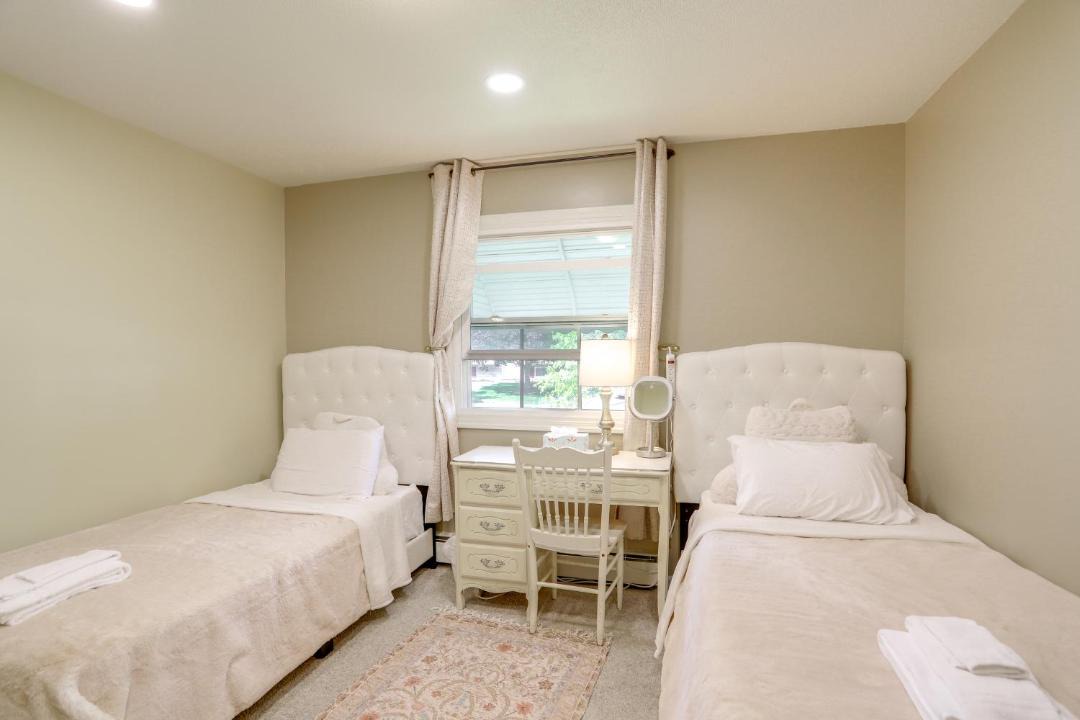 Photo of Bedroom in Oberlin