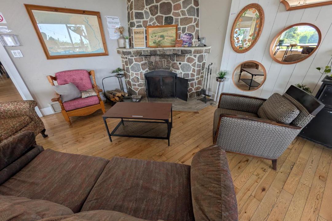 Photo of Livingroom in Les Eboulements