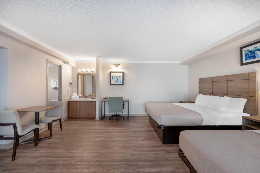 Photo of Bedroom in Fallsview