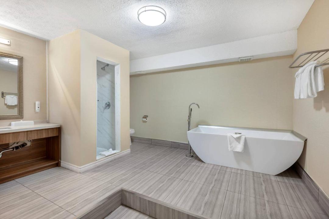Photo of Bathroom in Fallsview